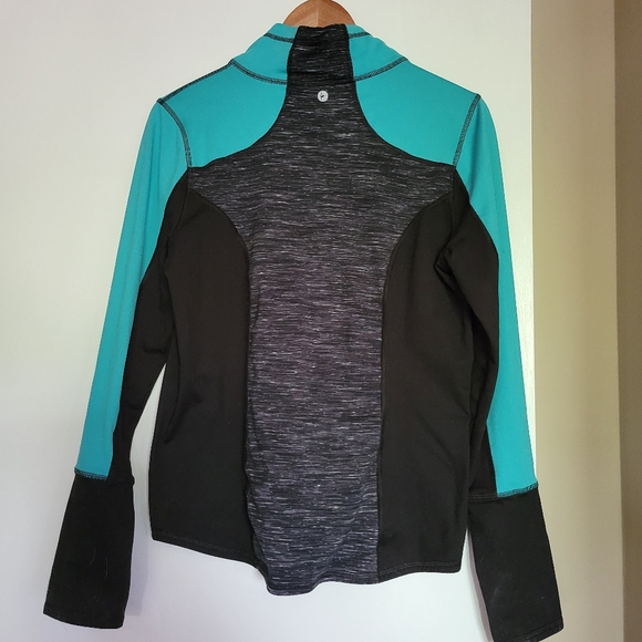 90 Degrees top - Picture 2 of 5